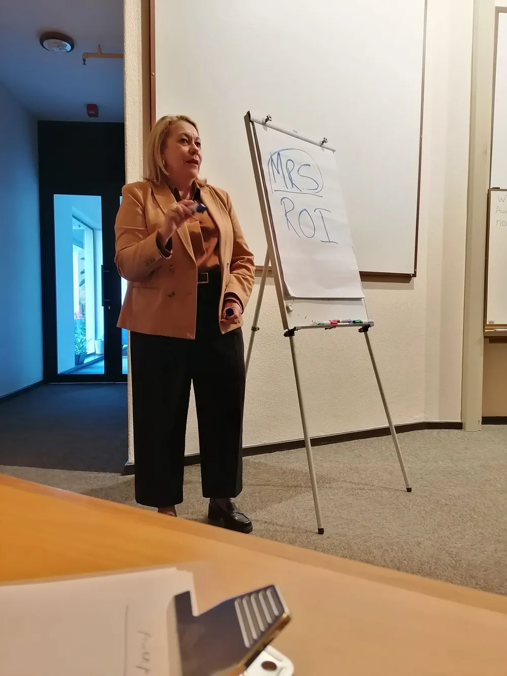 lindie-malan-business-masterclass-facilitation Lindie Malan facilitating a business coaching session